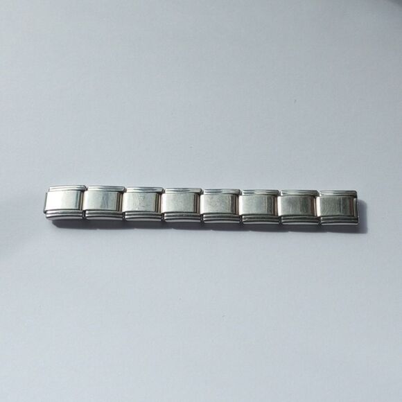 Jewelry - Italian Charm Bracelet Eight Links D'linQ